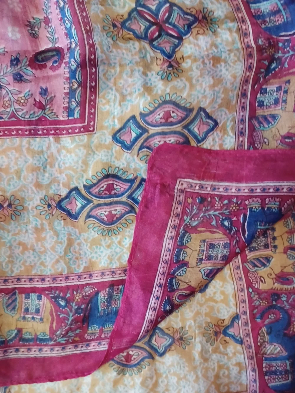 Vintage India Elephant Camel Paisley Scarf Silk Feel Oblong Boho Wrap Appx 68×19